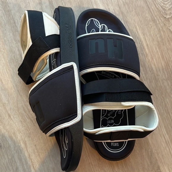 Pharrell x Adilette 2.0 Slide 'Black White sz 13 - Picture 6 of 13